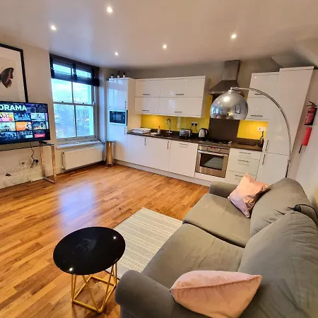 Urban Stay Portobello Market Apartments
